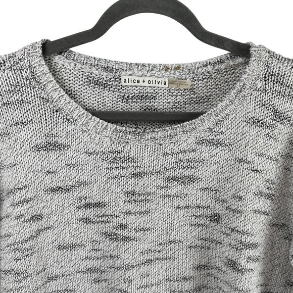 Alice + Olivia Knit Sweater Size S Gray Marled Round Neck Wool Blend Pullover - Picture 3 of 10